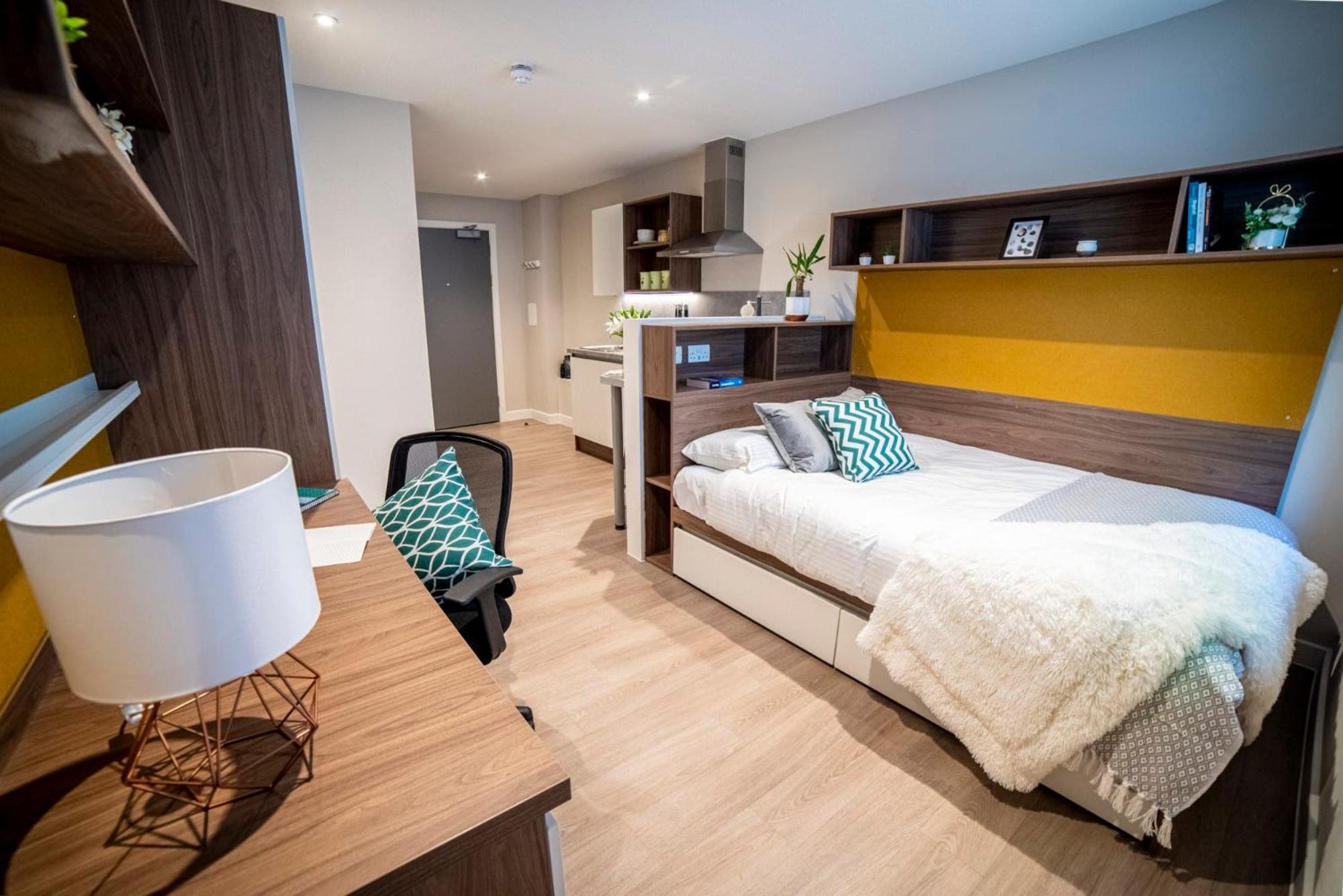 Stylish Studio Accommodations With Kitchen At Brewer'S Court In Edimburgo Esterno foto